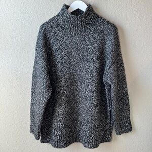 Ann Taylor Chunky Knit Oversized Turtleneck Sweater Size Medium